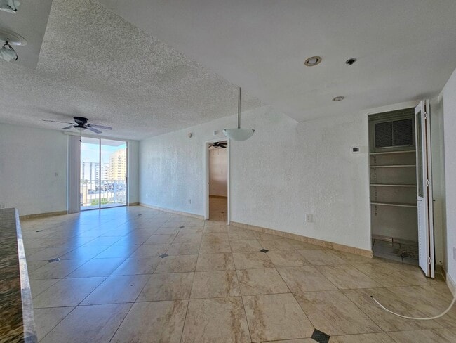 Building Photo - 2829 Indian Creek Dr