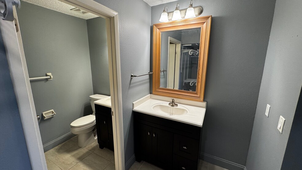 Master Sink 1 - 163 Breezeway Ct