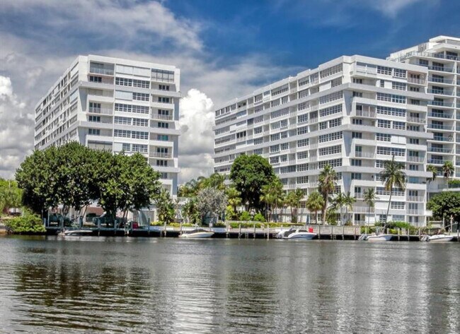 Building Photo - 1160 N Federal Hwy