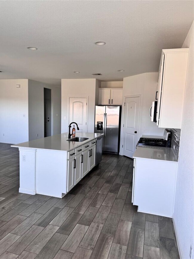 Building Photo - 2250 Carrizo Spgs Path