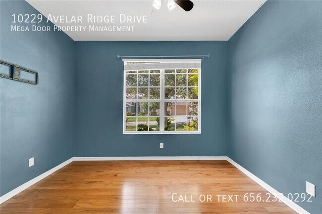 Building Photo - 10229 Avelar Ridge Dr