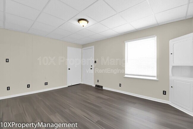 Building Photo - 849 Ruby Ave