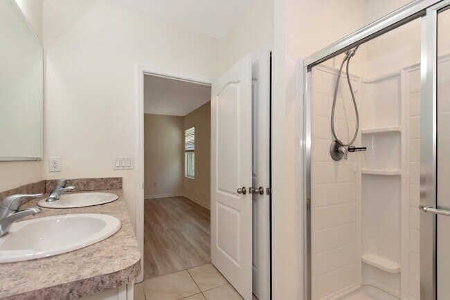 Building Photo - 1624 Primo Ct