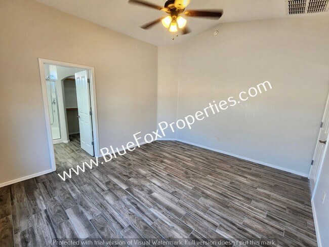Building Photo - 7942 S Baja Stone Ave