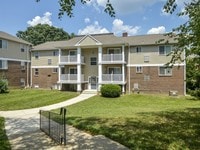 Building Photo - Glen Eagle Village Apartments