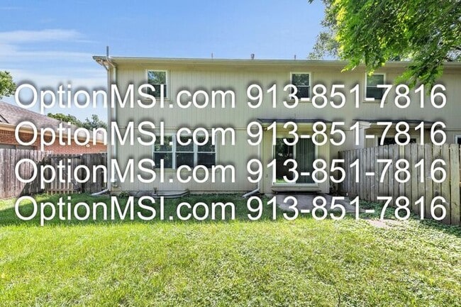 Building Photo - Overland park duplex!