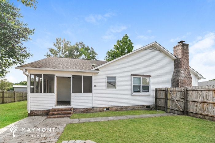 Building Photo - 606 Six Lakes Dr