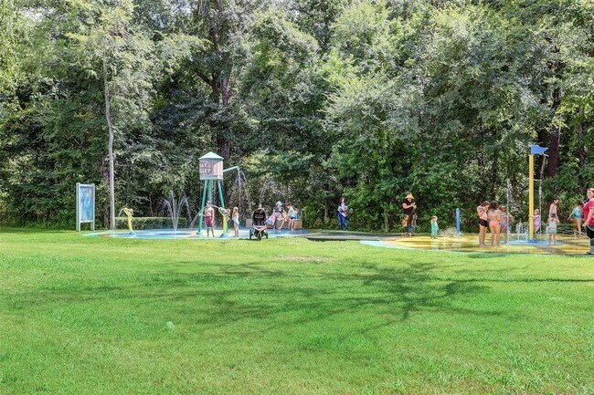 Building Photo - 51 Wickerdale Pl