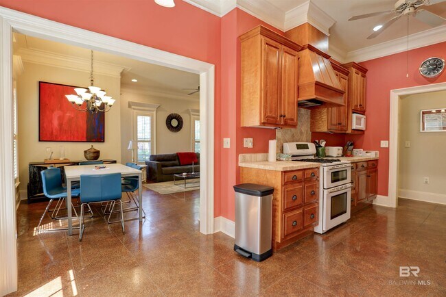 Building Photo - 119 Kensington Ct