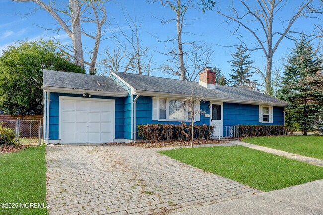 Building Photo - 488 Monmouth Rd