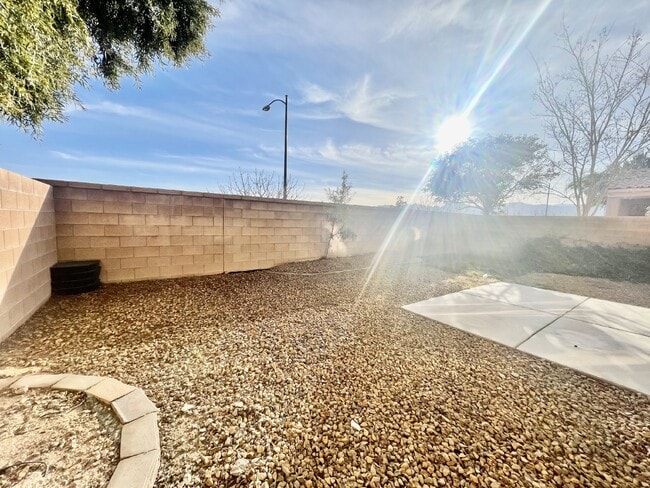 Building Photo - SPACIOUS 3 BEDROOM + LOFT | SILVERSTONE RANCH | GILCREASE ORCHARD VIEWS
