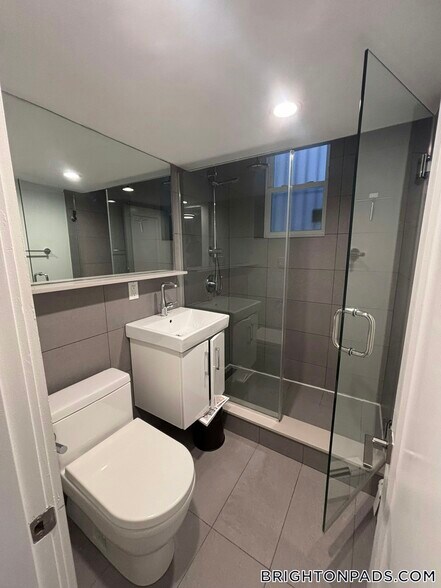 Building Photo - 31 South St