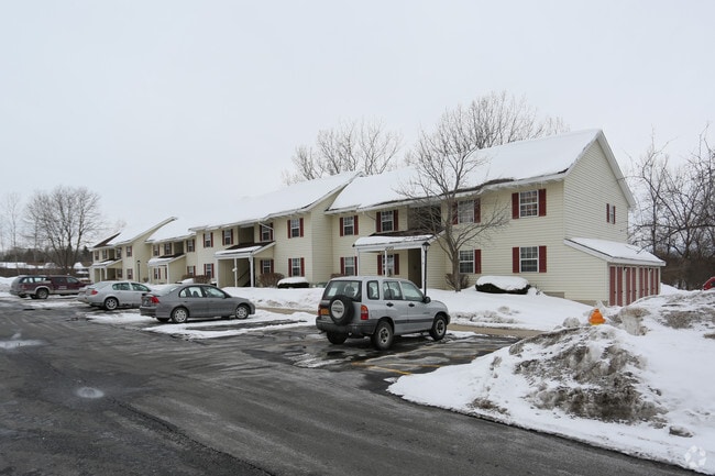 Primary Photo - Genesee Country Apartments