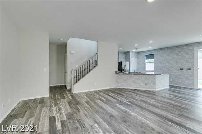 Building Photo - 5475 Ordesa Valley Rd