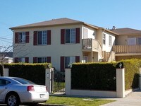 Building Photo - 1416 S Genesee Ave