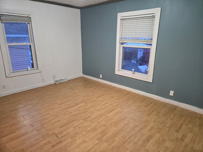 Building Photo - 1708 Moravia St