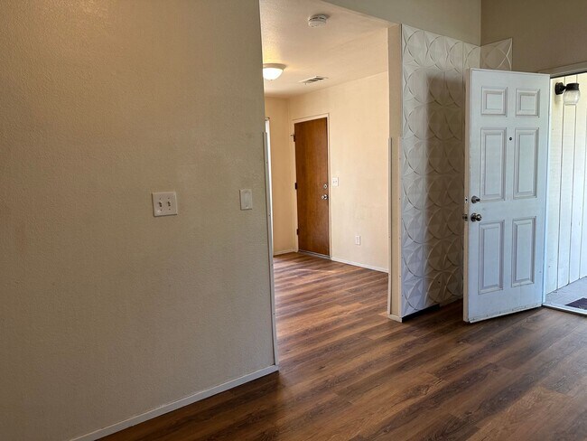 Building Photo - Charming Redding Home with Fireplace & Vau...