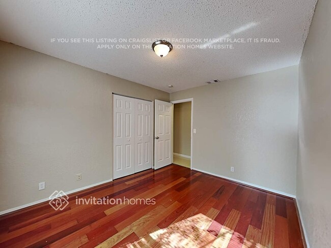 Building Photo - 1410 NW 47th Ave