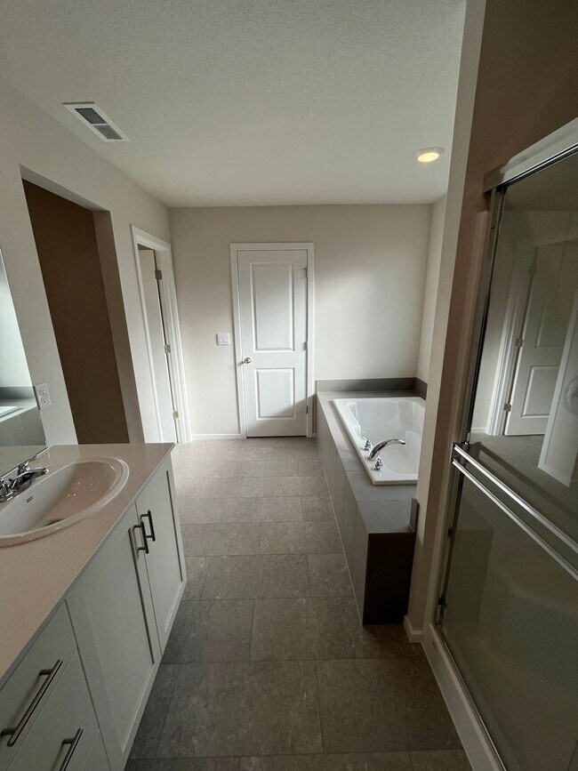 Building Photo - Brand New Construction Across from Park