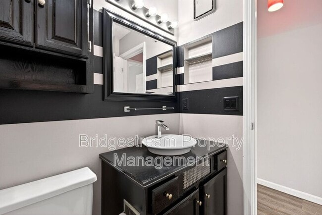 Building Photo - 6591 Brigham Sq