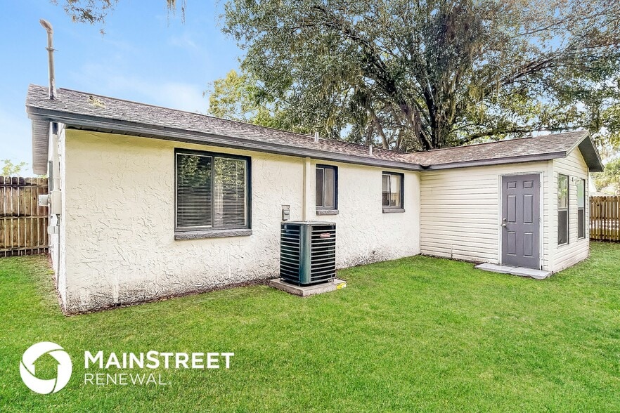 Building Photo - 21447 Northwood Dr