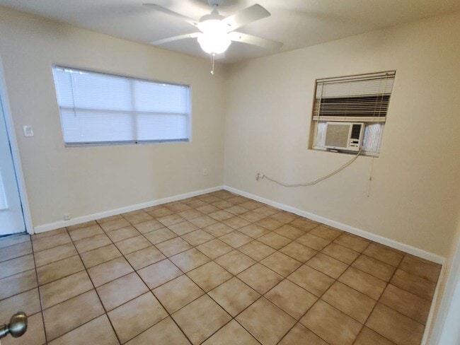 Building Photo - 2619 Marble Ave