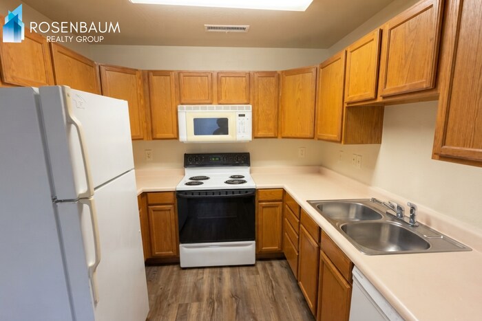 Building Photo - 8017 E Long Mesa Dr