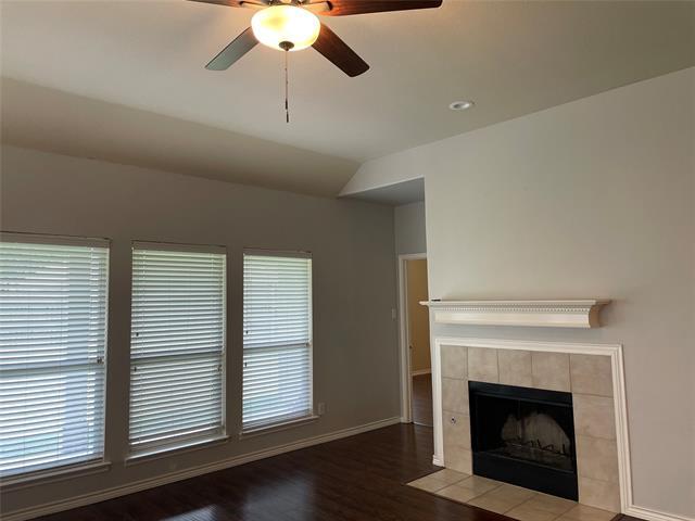 Building Photo - 1208 Lazy Ln