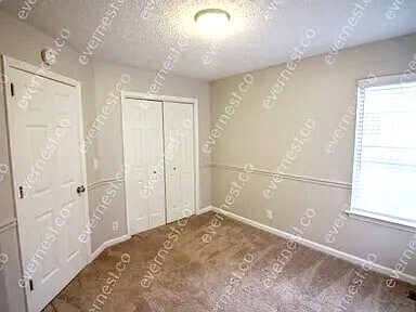 Building Photo - 2073 Upland Dr