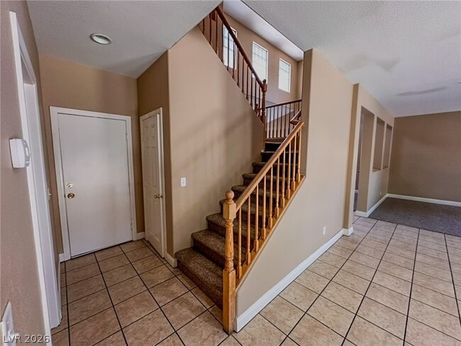 Building Photo - 1620 Rising Pebble Ct