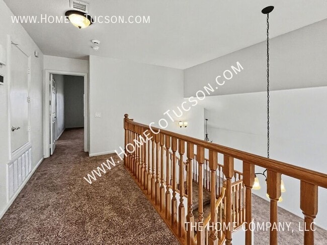 Building Photo - 5168 N Windriver Pl