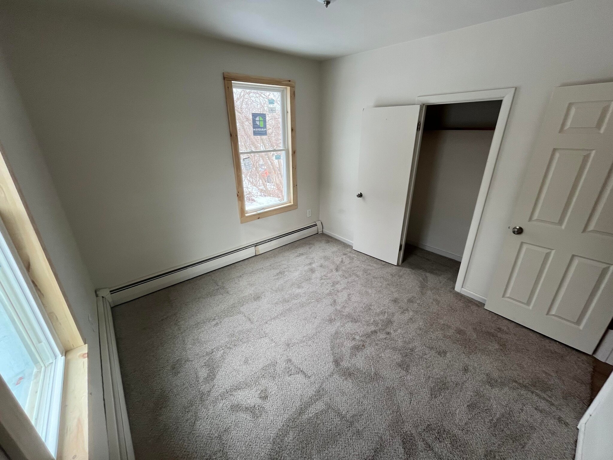 Building Photo - 9 Hudson St