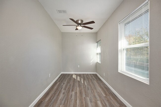 Building Photo - 408 Dawson Cir