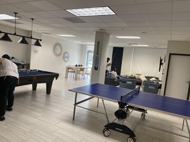 Building Photo - 19390 Collins Ave