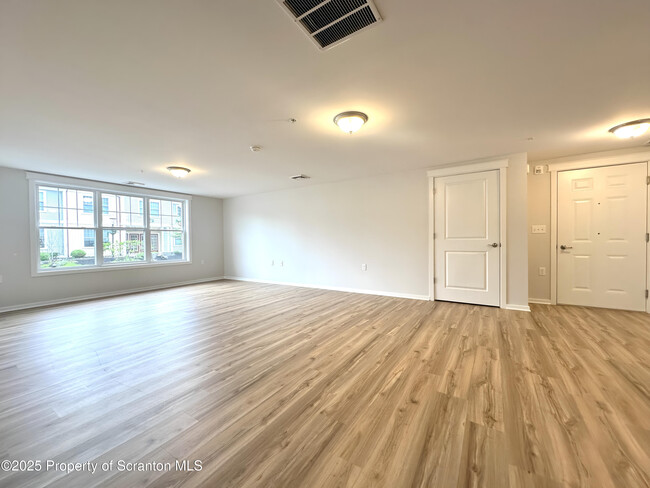 Building Photo - 177 Marimar Dr