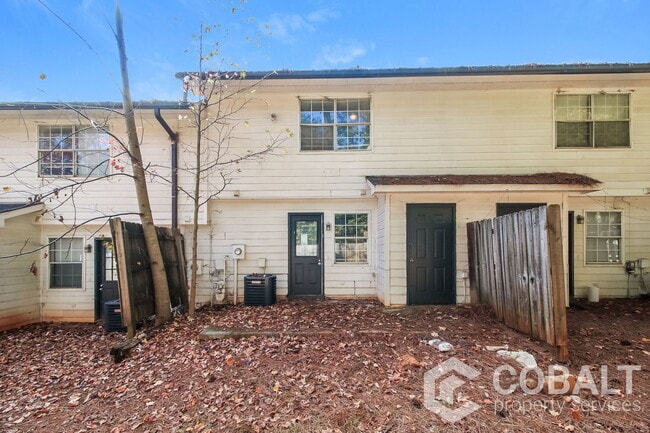 Building Photo - 3515 Creekview Pl