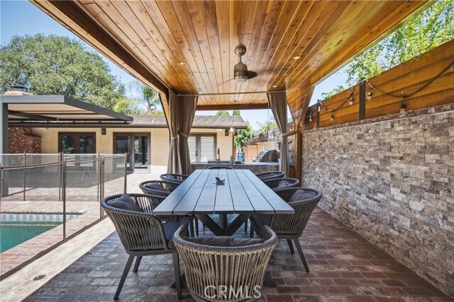 Building Photo - 3184 Dona Sarita Pl