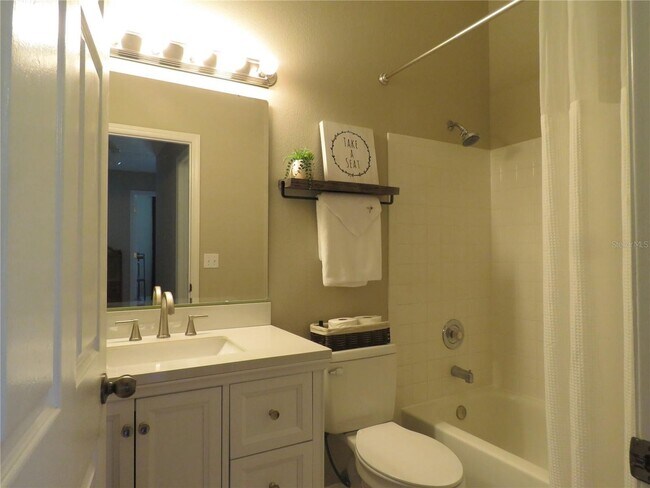 Building Photo - Bloomingdale Home for Rent