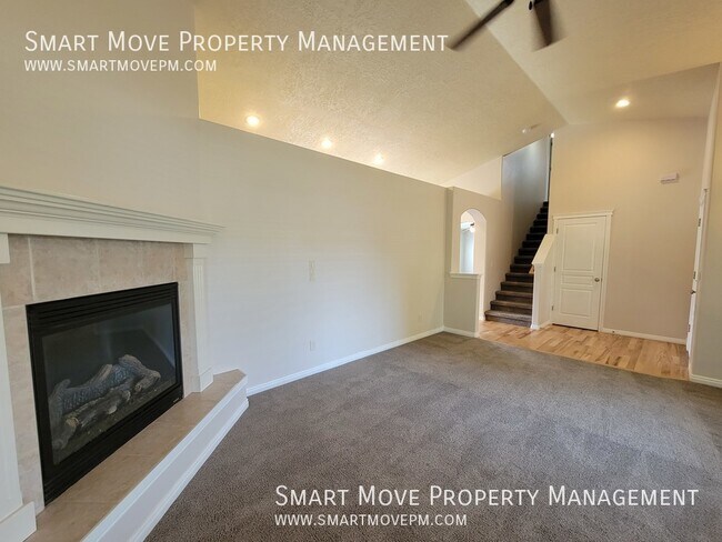 Building Photo - 3618 N Alexis Way