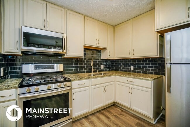 Building Photo - 4239 Wilton Pl