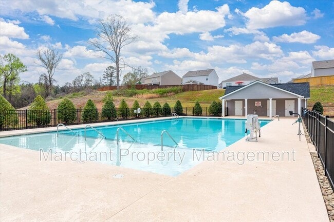Building Photo - 107 Mable Leaf Ln