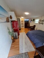 Building Photo - 6221 SW 41st Pl