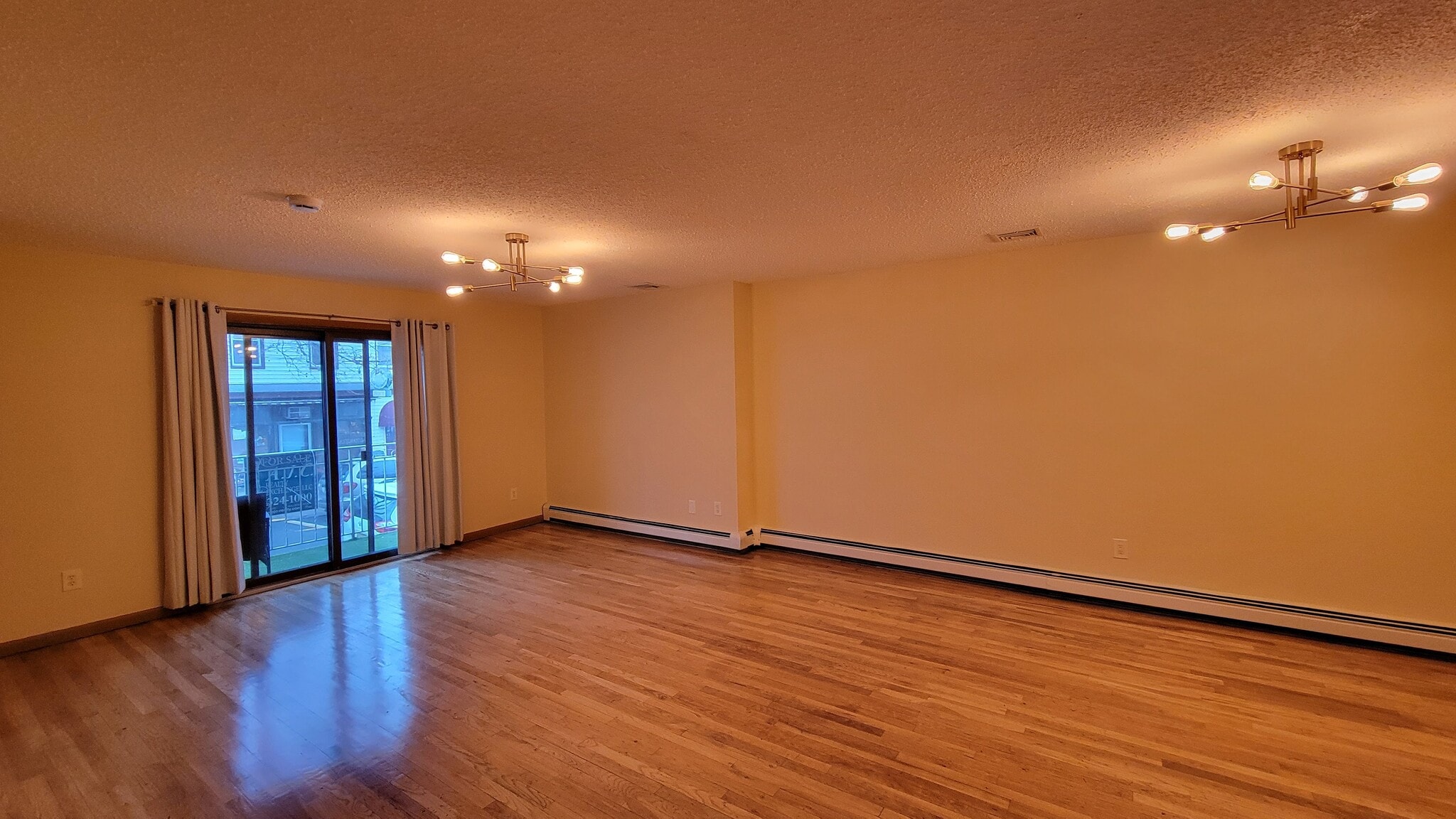 Building Photo - 213 69th St