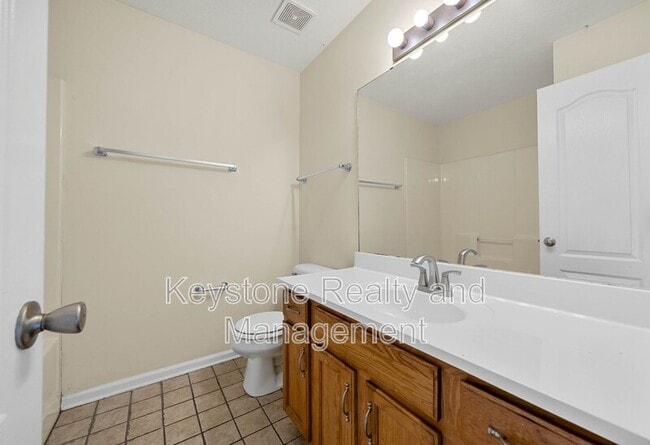 Building Photo - 2332 Raleigh Ct