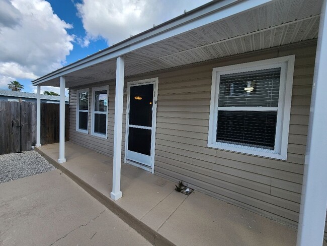 Building Photo - BEACHSIDE 2/1 - WILL GO FAST!