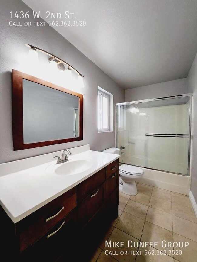 Building Photo - 1436 W 2nd St