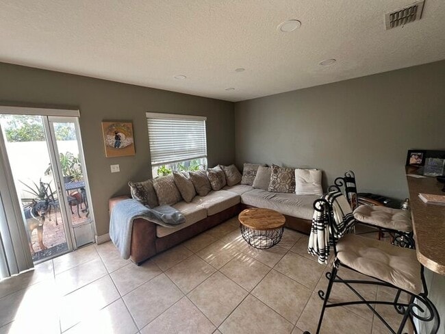Building Photo - 3778 Collingwood Ln