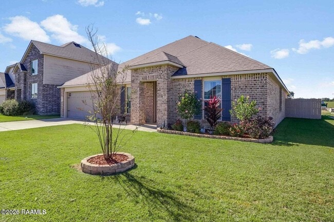 Building Photo - 135 Grace View Dr