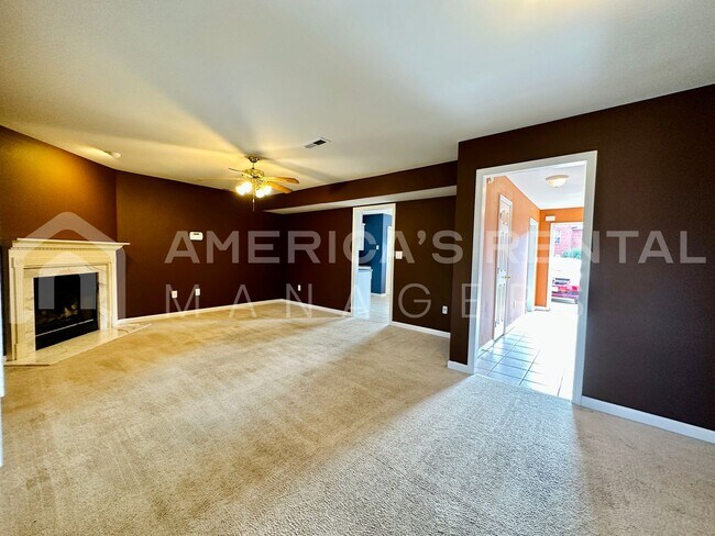 Building Photo - 165 Rocky Ridge Dr