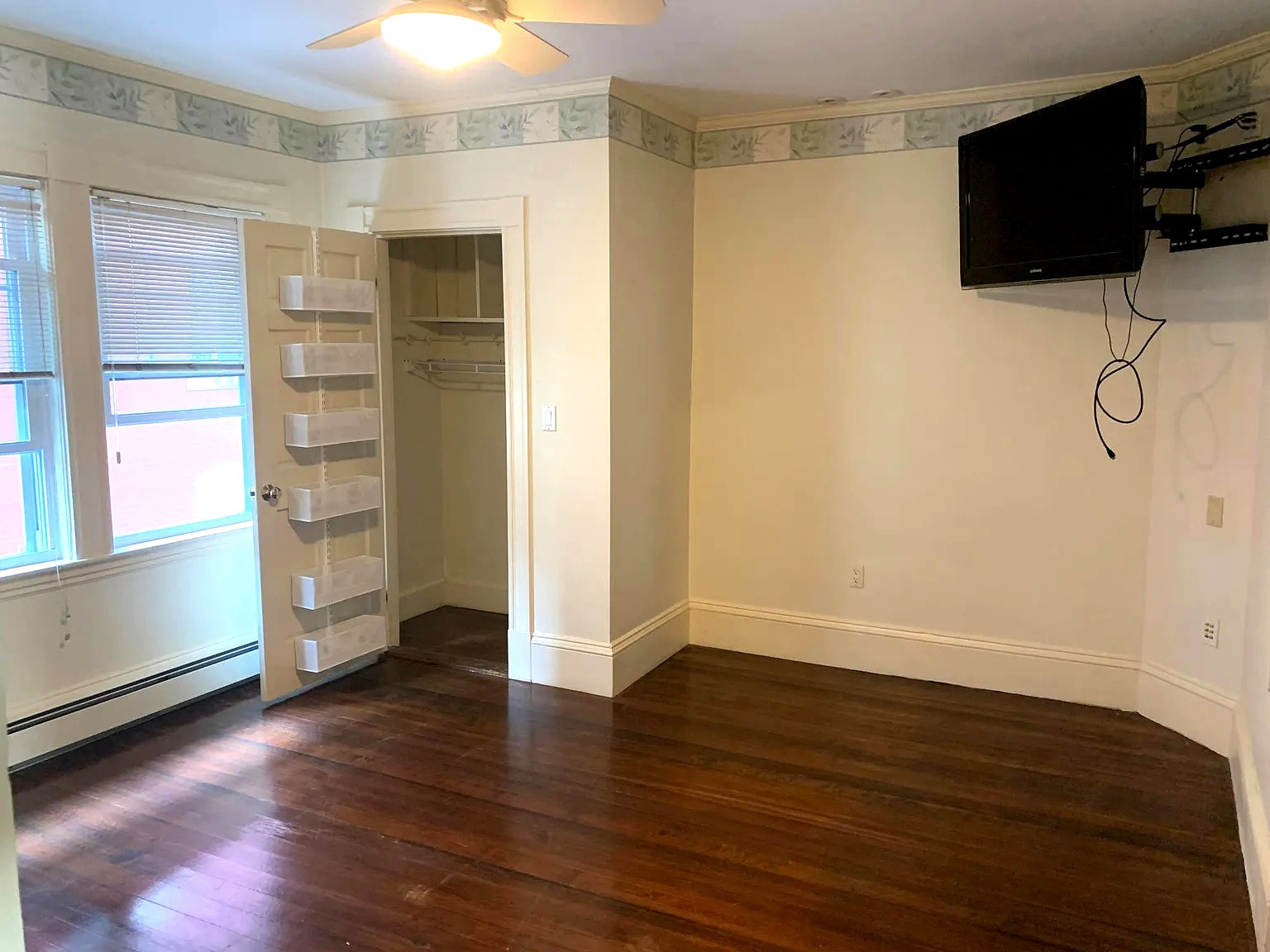 Building Photo - 449 Washington St